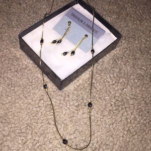 Earring and necklace set